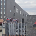 2臺PEW400x600歐版鄂破發(fā)往上海臨港貨運站