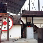 顎式破碎機腔型設計決定了破碎的效果